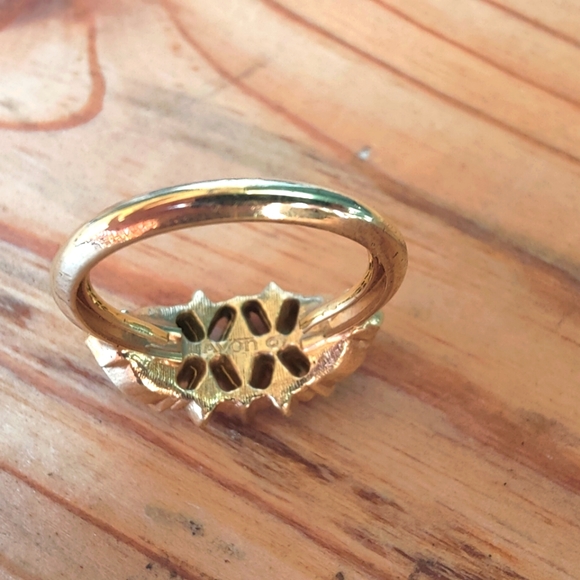 Avon | Vintage faux garnet adjustable ring - Picture 3 of 6